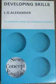 Developing skills : an integrated course for intermediate students