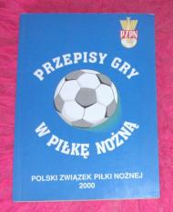 Przepisy gry w piłkę nożną : [2002]