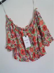 44 Top Crop top floral kwiatki Bershka rozm L